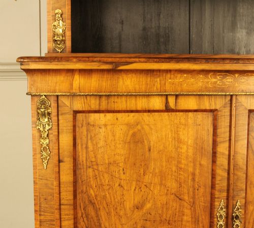 19THCENTURY VICTORIAN WALNUT BOOKCASE WITH GILT MOUNTS - ADDITIONAL PHOTO 6