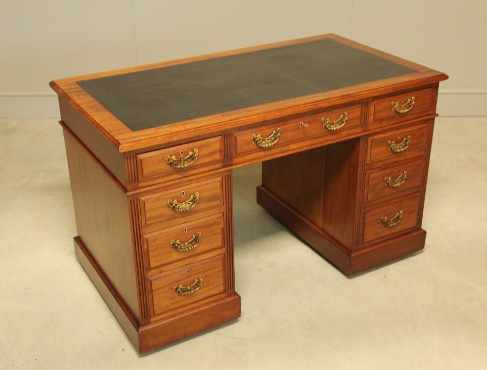 An early 20th century mahogany writing desk. View VI
