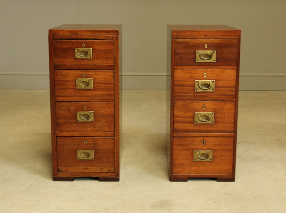 A PAIR OF MAHOGANY BEDSIDE CABINETS. View III