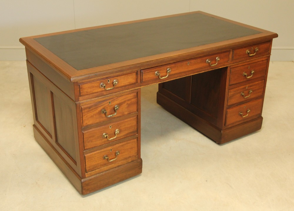  Elegant 20th Century Mahogany Twin Pedestal Desk