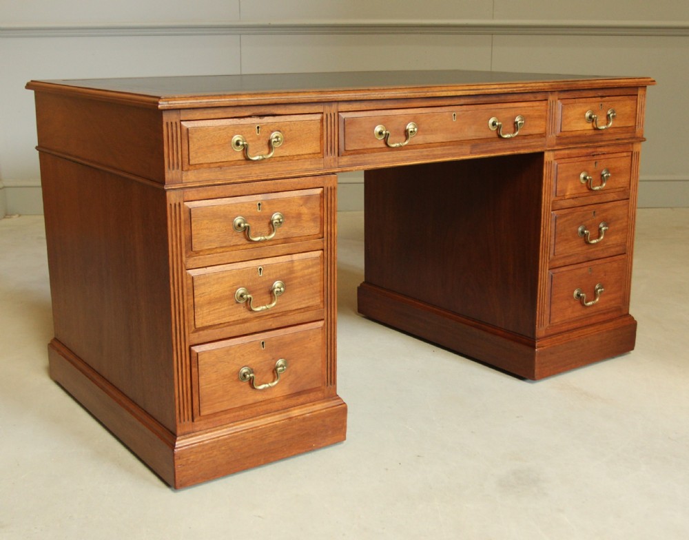 Early 20th Century Mahogany Twin Pedestal Writing Desk