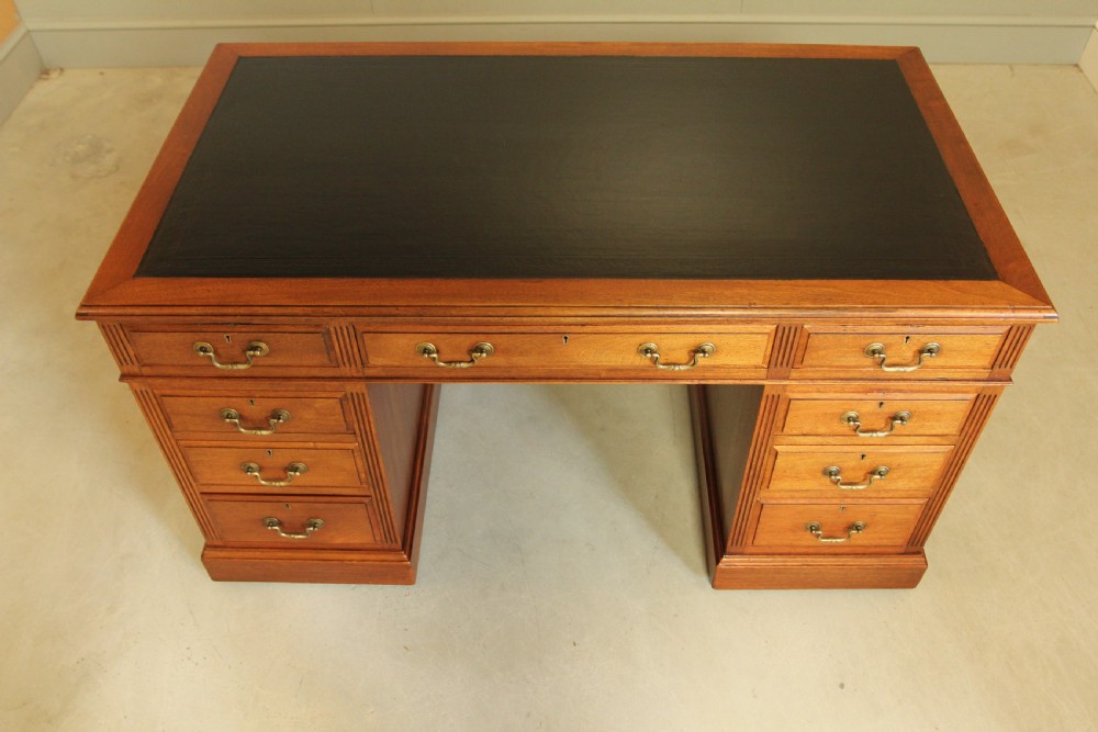 Early 20th Century Mahogany Twin Pedestal Writing Desk View V