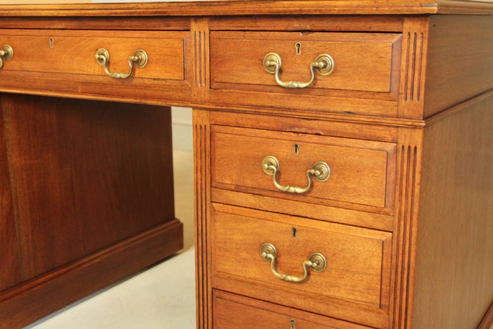 Early 20th Century Mahogany Twin Pedestal Writing Desk View VI