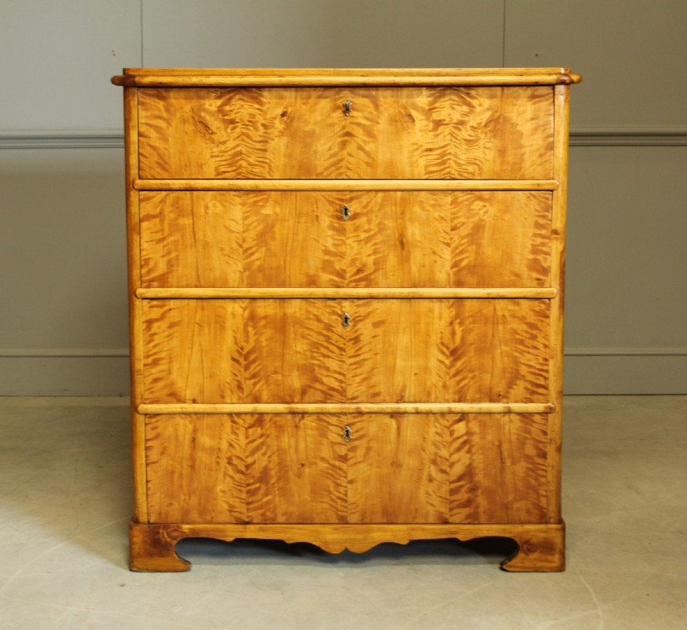 A 19TH CENTURY SWEDISH BIRCH CHEST OF DRAWERS View II