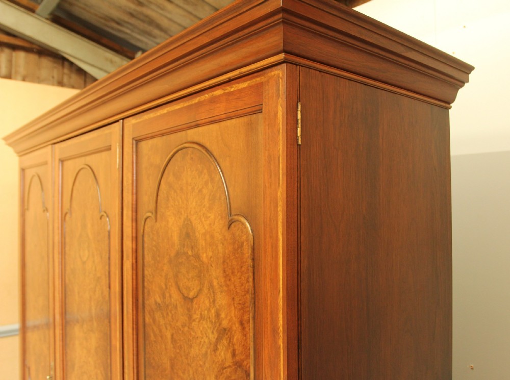 AN EARLY 20TH CENTURY BURR WALNUT TRIPLE WARDROBE View III