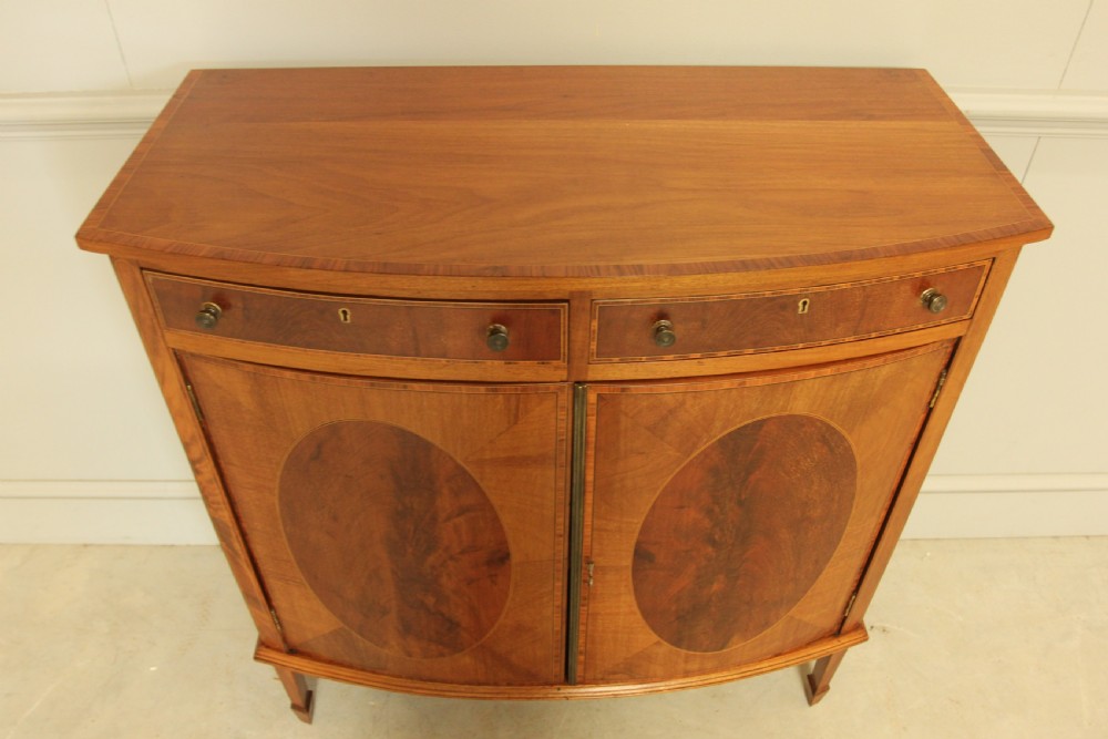 Early 20th Century Mahogany Sideboard View IV