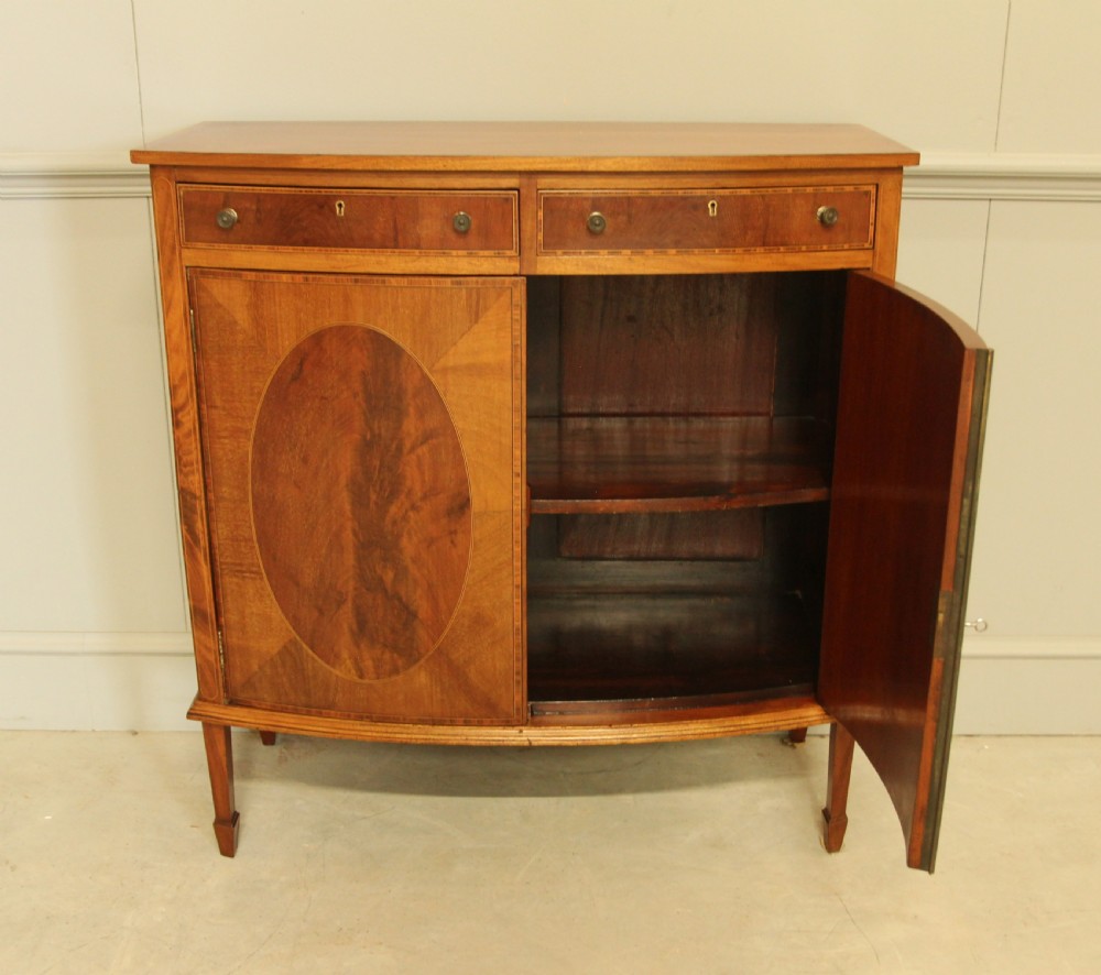 Early 20th Century Mahogany Sideboard View VII