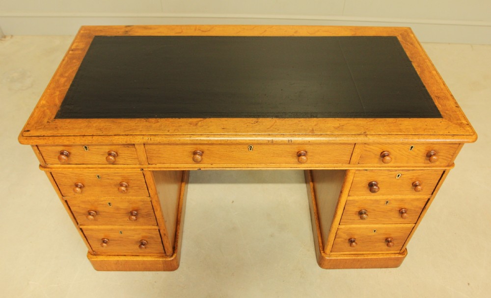 A Victorian Oak Twin Pedestal Desk
 View VIII