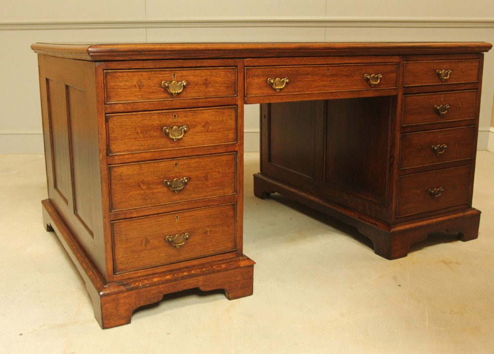 Early 20th Century Oak Partners Writing Desk View V