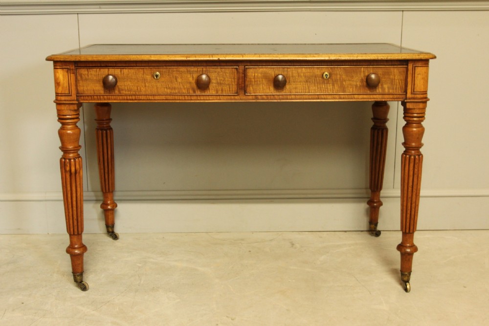 Elegant Victorian Mahogany Writing Table View XI