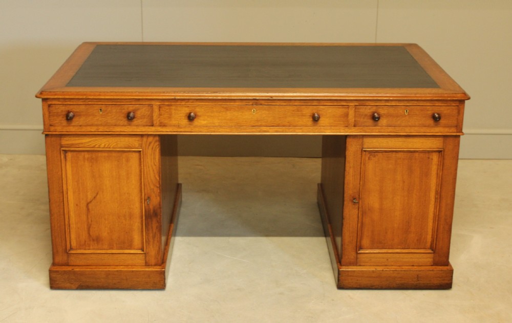 Victorian Oak Partner Desk View X