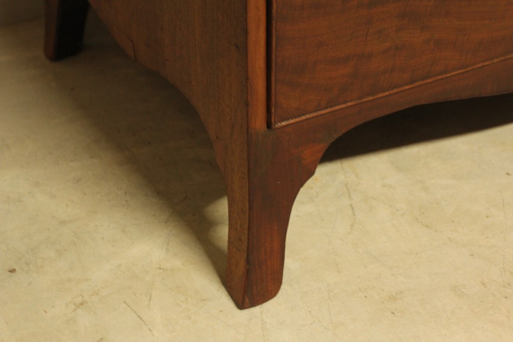 Regency Mahogany Linen Press View XI