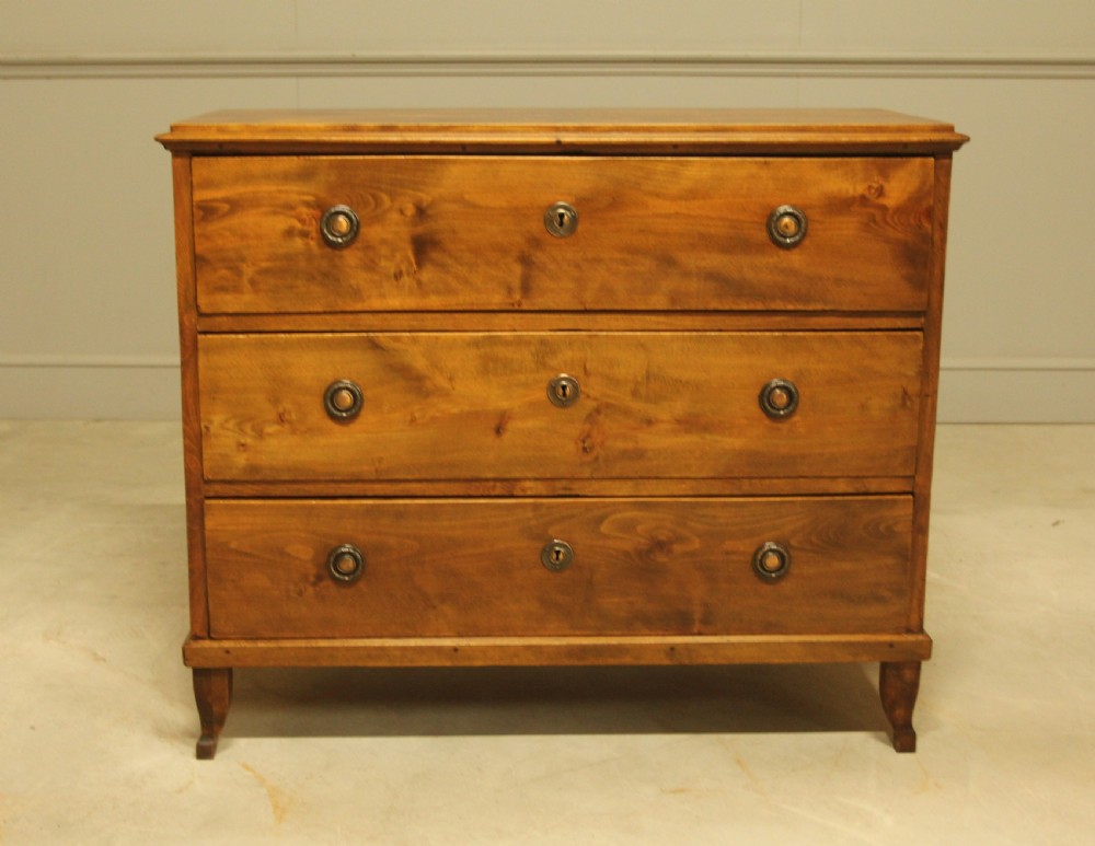 A fine early 19th-century Swedish Gustavian chest