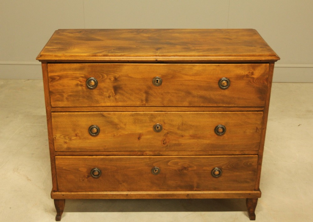 A fine early 19th-century Swedish Gustavian chest View II