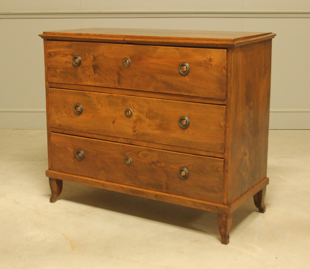 A fine early 19th-century Swedish Gustavian chest View VIII