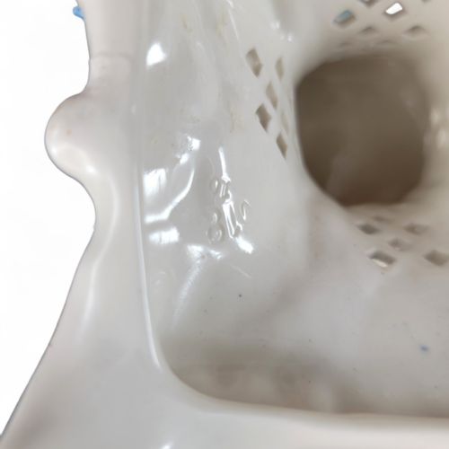 CG SCHIERHOLZ SOHN PLAUE LARGE PORCELAIN FLOWER CENTERPIECE C1885 - ADDITIONAL PHOTO 12