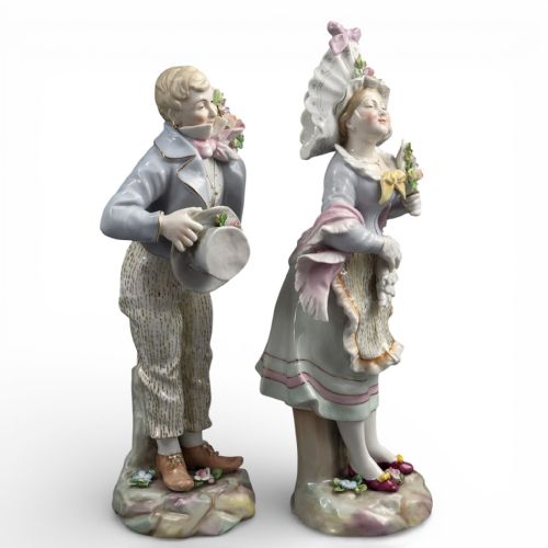 LATE 19TH CENTURY VOLKSTEDT PORCELAIN FIGURES GERMAN PAIR - ADDITIONAL PHOTO 4