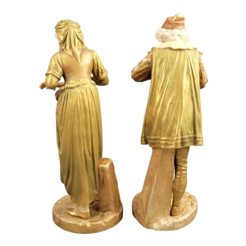 fig 2. Royal Worcester Exhibition Shot-Enamel Musicians by James Hadley, 1912–1914