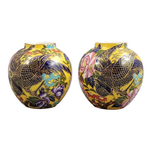 MASONS PATENT IRONSTONE POSY VASES WITH EXOTIC BIRD CIRCA 1915 - ADDITIONAL PHOTO 1