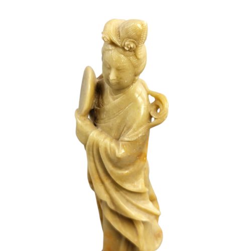 CHINESE SOAPSTONE FIGURE OF GUANYIN HOLDING A ROUND FAN C 1910 - ADDITIONAL PHOTO 8