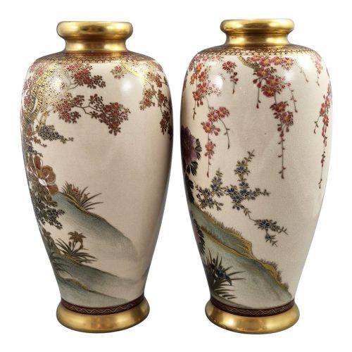PAIR OF FINE JAPANESE SATSUMA VASES BY MANPEI KOBE EARLY SHOWA PERIOD - ADDITIONAL PHOTO 2