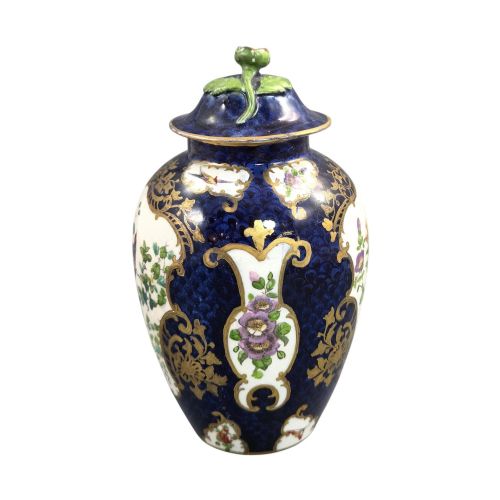 BOOTHS SILICON CHINA COVERED VASE WITH EXOTIC BIRDS ON SCALE BLUE GROUND C1900 - ADDITIONAL PHOTO 2