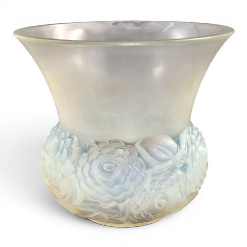 FRENCH LALIQUE OPALESCENT RENONCULES VASE MID20TH CENTURY - ADDITIONAL PHOTO 1