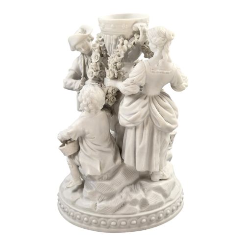 VIEUX PARIS BISCUIT PORCELAIN SCULPTURAL GROUP WITH FLORAL GARLANDS C18501870 - ADDITIONAL PHOTO 3