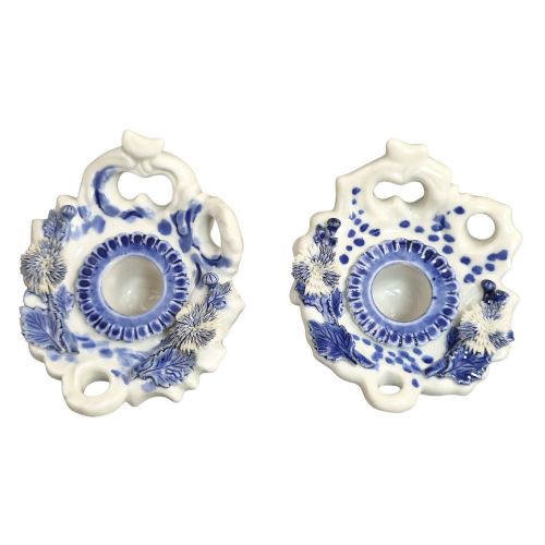 PAIR OF HIRADO MIKAWACHI PORCELAIN INKWELLS WITH CHRYSANTHEMUM DECORATION C18501880 - ADDITIONAL PHOTO 6