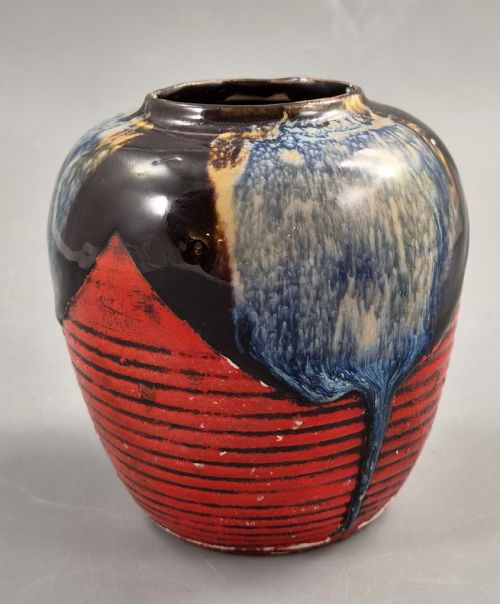 JAPANESE SUMIDA GAWA JAR VASE CLIMBING FIGURE BLUE FLAMB GLAZE TAISHSHWA C192030S - ADDITIONAL PHOTO 2