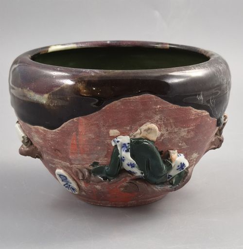 JAPANESE SUMIDA GAWA BOWL SIGNED INOUE RYSAI FIGURES IN RELIEF MEIJITAISH C1900 - ADDITIONAL PHOTO 3