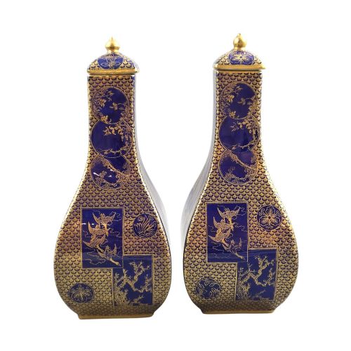 EXTREMELY RARE PAIR OF MASON'S PATENT IRONSTONE MAZARINE BLUE GROUND VASES C183048 - ADDITIONAL PHOTO 3