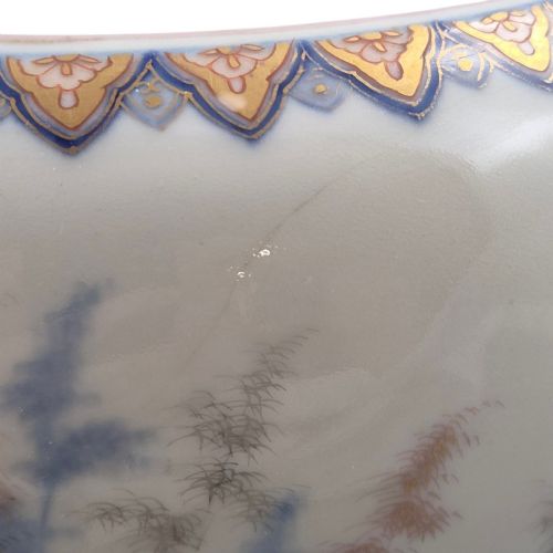 LATE MEIJI FUKAGAWA PORCELAIN FISH BOWL WITH KOI CARP ARITA C1894 - ADDITIONAL PHOTO 6