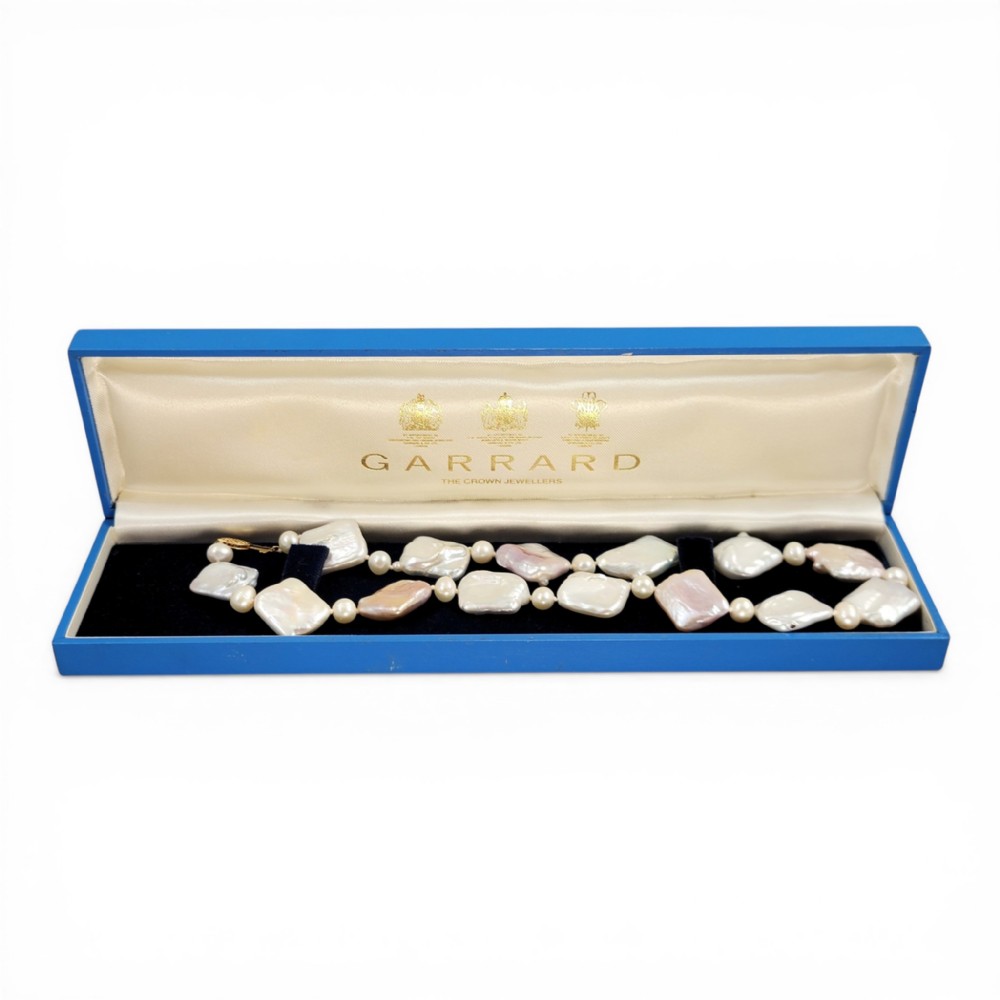 Garrard Crown Jewellers keshi baroque pearl necklace with 18ct gold clasp