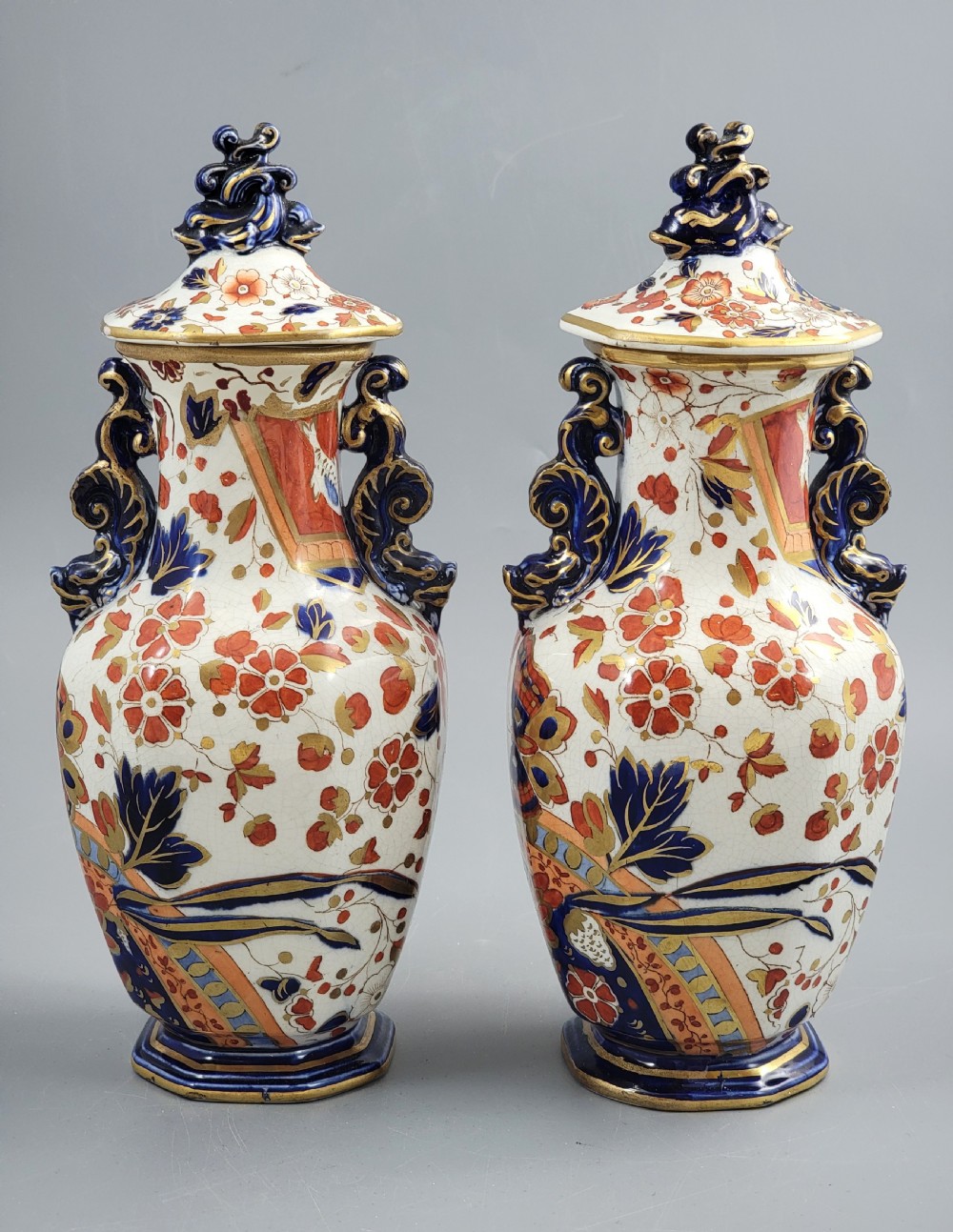 Ridgways Old Derby porcelain vases and covers, c. 1891–1910 View VII