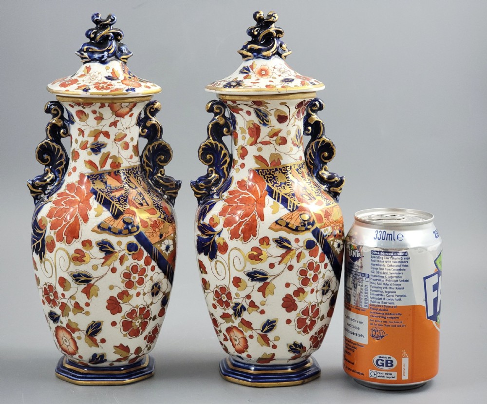 Ridgways Old Derby porcelain vases and covers, c. 1891–1910 View VIII
