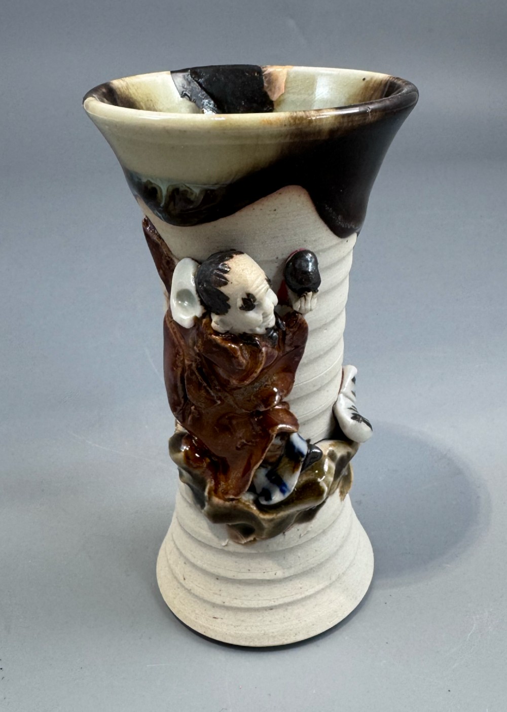 Sumida Gawa Stoneware Vase with Applied Rakan Figure, Signed Ryōsai, Meiji–Taishō Period