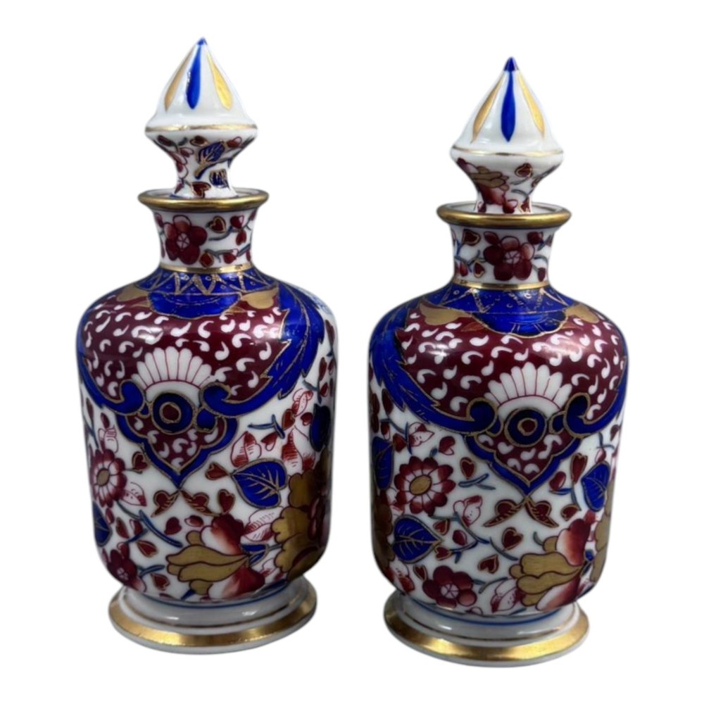 Pair of Dresden porcelain perfume bottles in the Imari taste, c. 1890–1910 View II