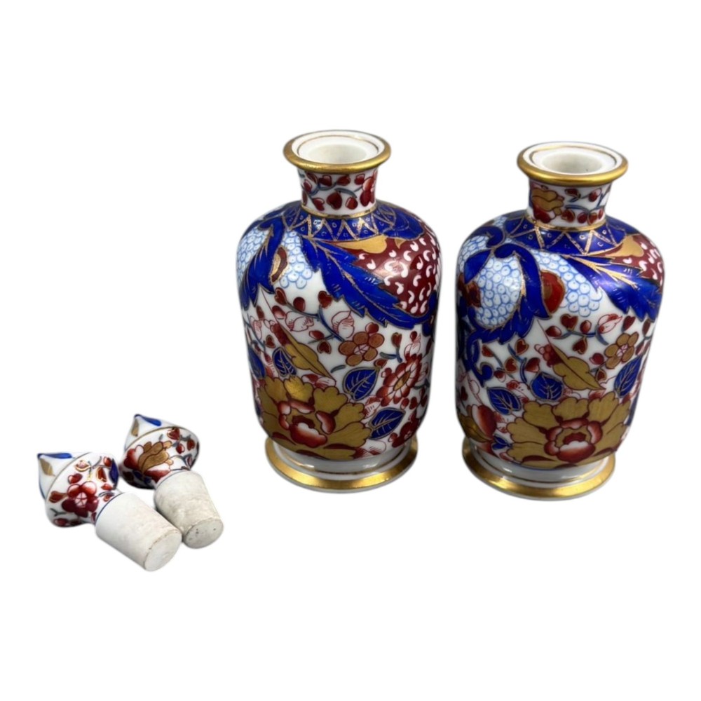 Pair of Dresden porcelain perfume bottles in the Imari taste, c. 1890–1910 View IV