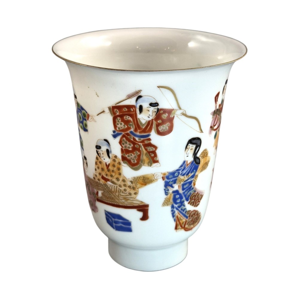 A white translucent eggshell porcelain vase with a flared rim, featuring hand-painted Japanese figures in colourful kimonos and a thin gilded edge. View VII