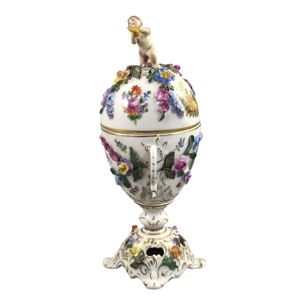 Carl Thieme Potschappel Dresden Covered Potpourri Urn with Blütenbelag, c.1901 View III