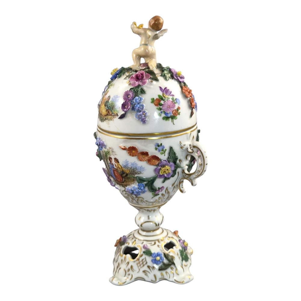 Carl Thieme Potschappel Dresden Covered Potpourri Urn with Blütenbelag, c.1901 View VI