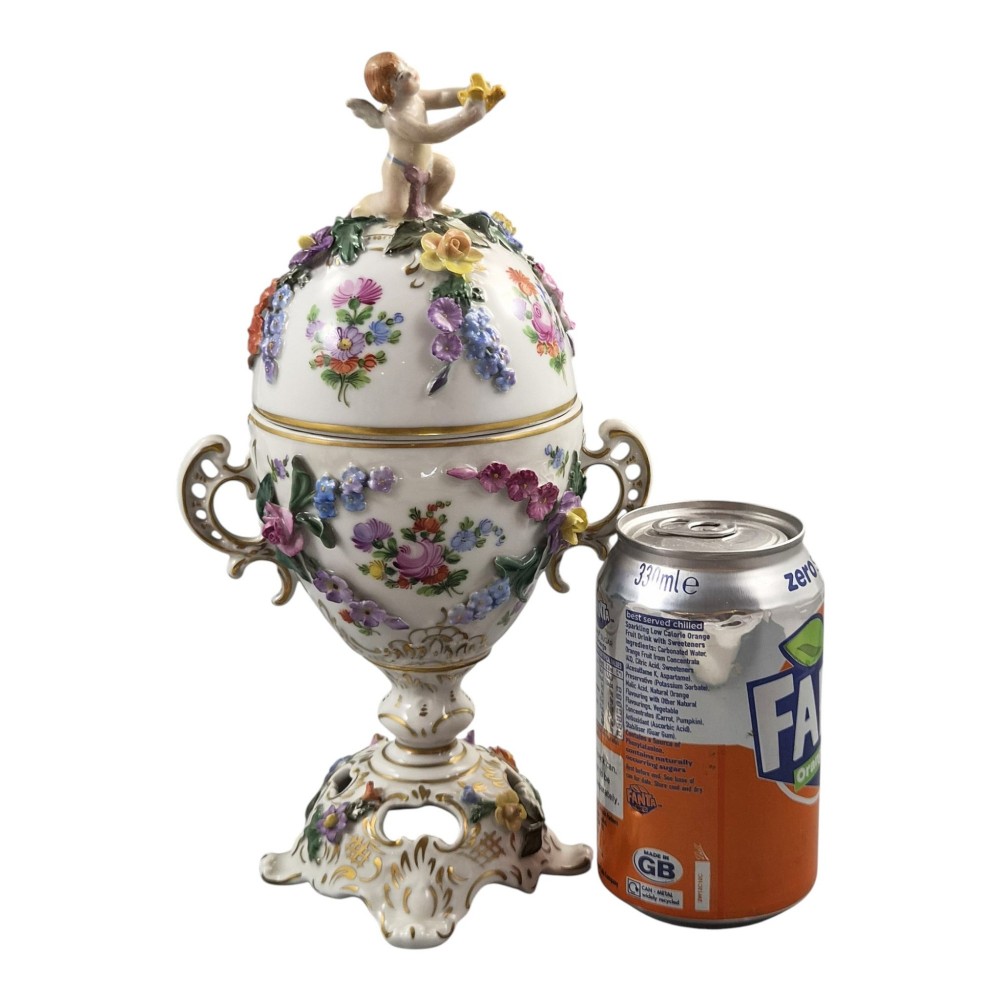 Carl Thieme Potschappel Dresden Covered Potpourri Urn with Blütenbelag, c.1901 View X
