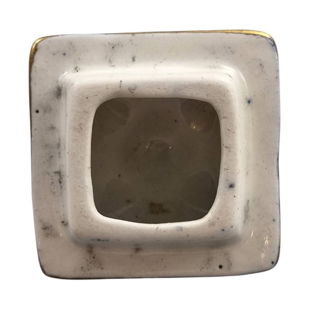 Pair of rectangular-sectioned Masons Patent Ironstone covered vases decorated in cobalt mazarine blue glaze with gilded fishscale pattern and oriental vignettes. View IX