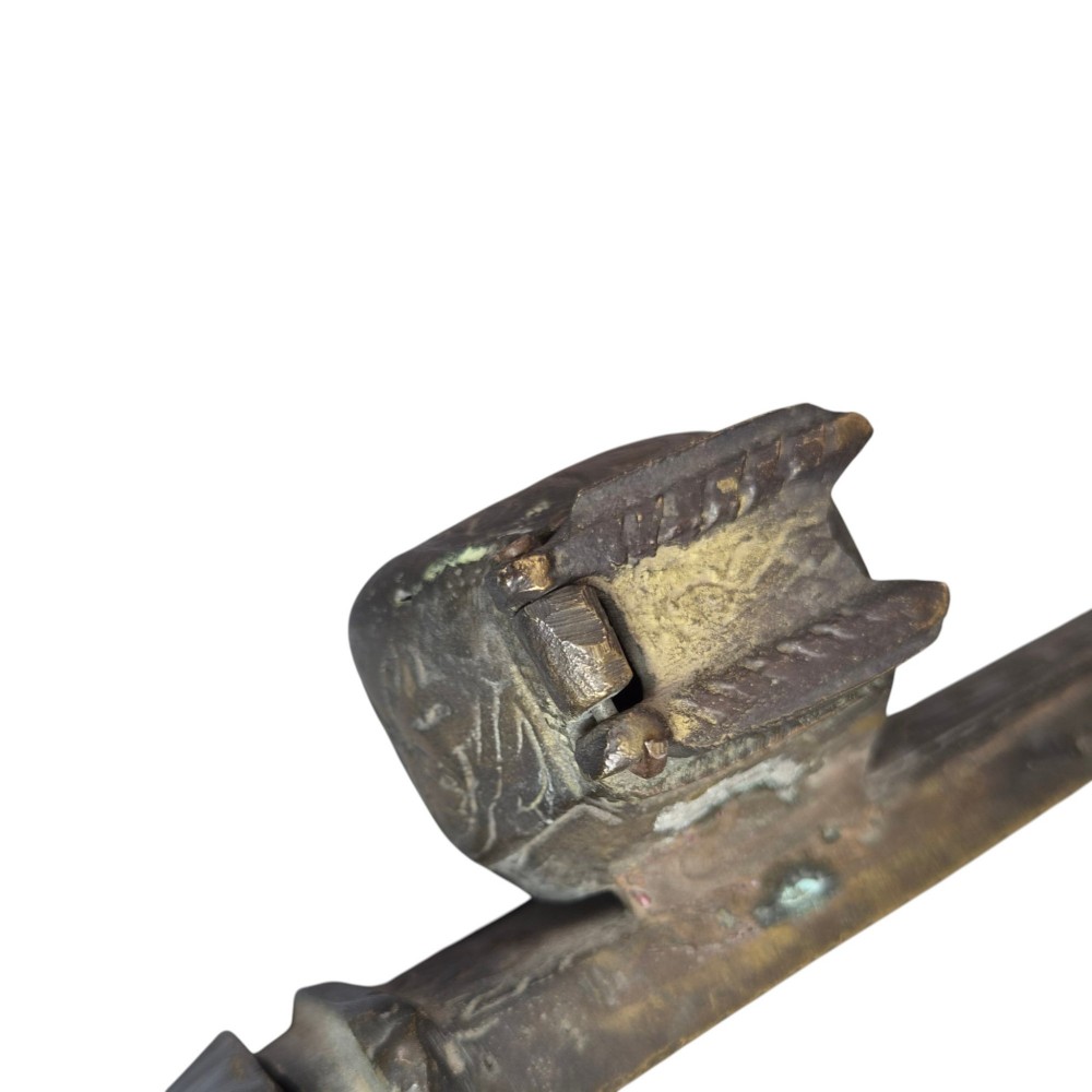 Alternate View