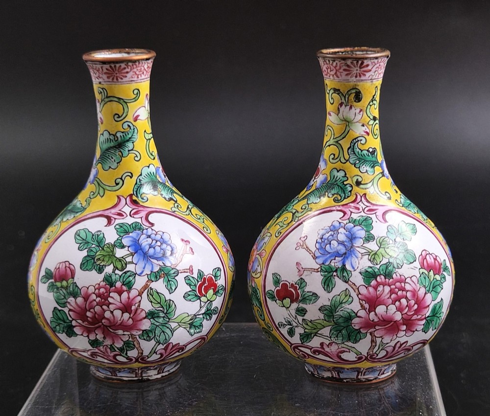 A pair of 19th-century Chinese Canton enamel miniature vases featuring hand-painted roosters and foliage framed within circular medallions against a bright yellow ground. View III