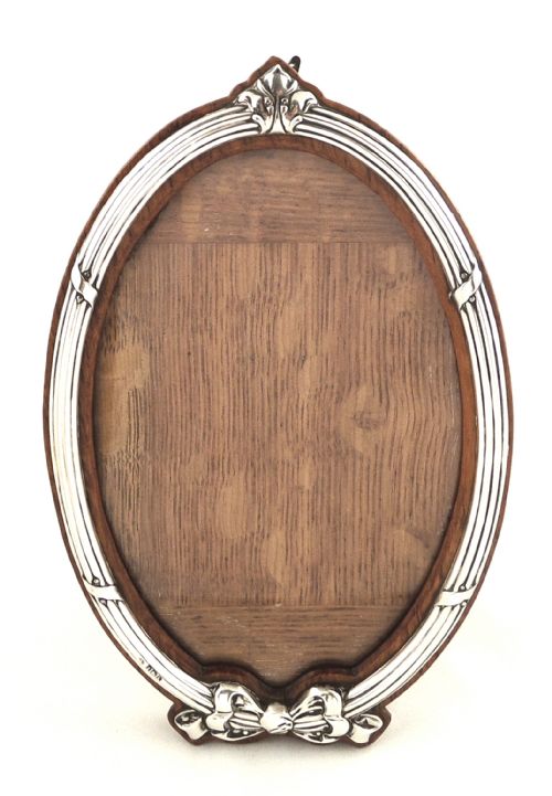 Antique Edwardian Sterling Silver 'Bow/ribbon' Photo Frame 1909