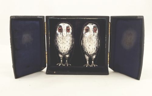 Pr Antique Victorian Sterling Silver Owl Salt & Pepper / Cruet in Case 1871