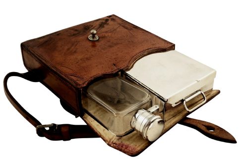 Antique Leather Saddle /Sandwich Case with Sandwich Tin & Flask - Hunting/equestrian