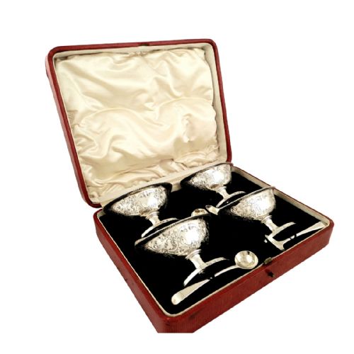 Set 4 Antique Georgian Sterling Silver  Salt Cellars in Case 1797 - Double Duty